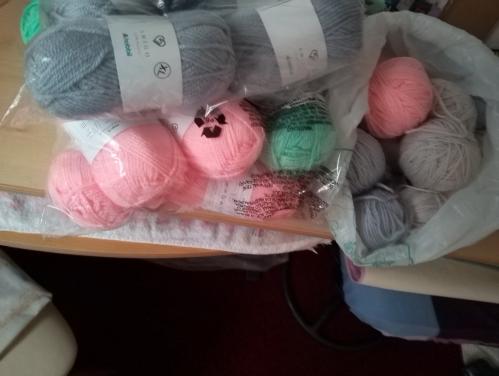 Gratis!!! Restant acryl-wie kan hier nog iets mee?