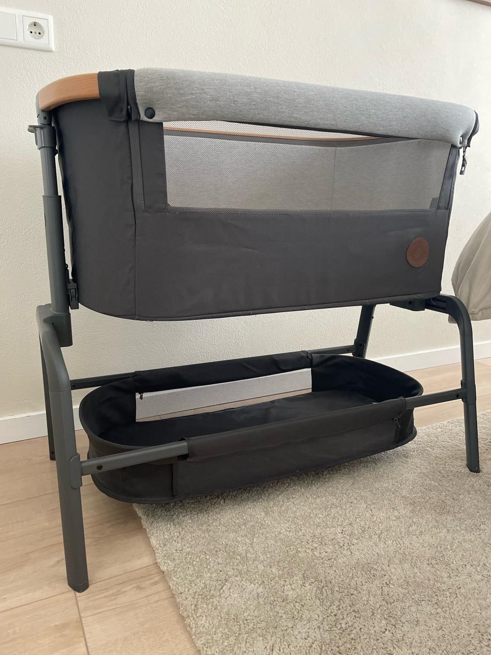 Maxi-Cosi Iora - Co-sleeper - Beyond Graphite