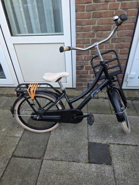 Jongens fietsje 20inch met trap rem achter-vanaf 7 tot 9 jaar