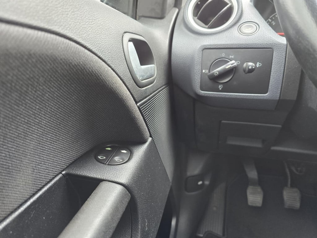 Ford Fiesta 1.6-16v futura 38.000km! 1e eigenaar!