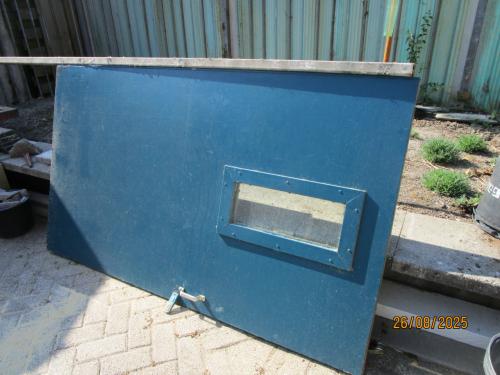 Zware gepantserde deur