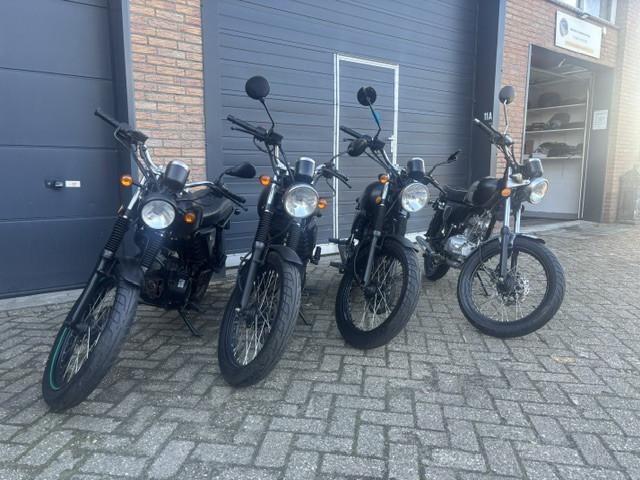 Diversen hanway raw 50 mat zwart weinig km  1599 euro