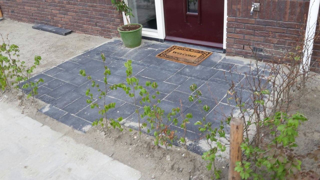 Nieuwe Tuin? Of Volledige renovatie van uw bestrating? (Prijs 25,- per m2)