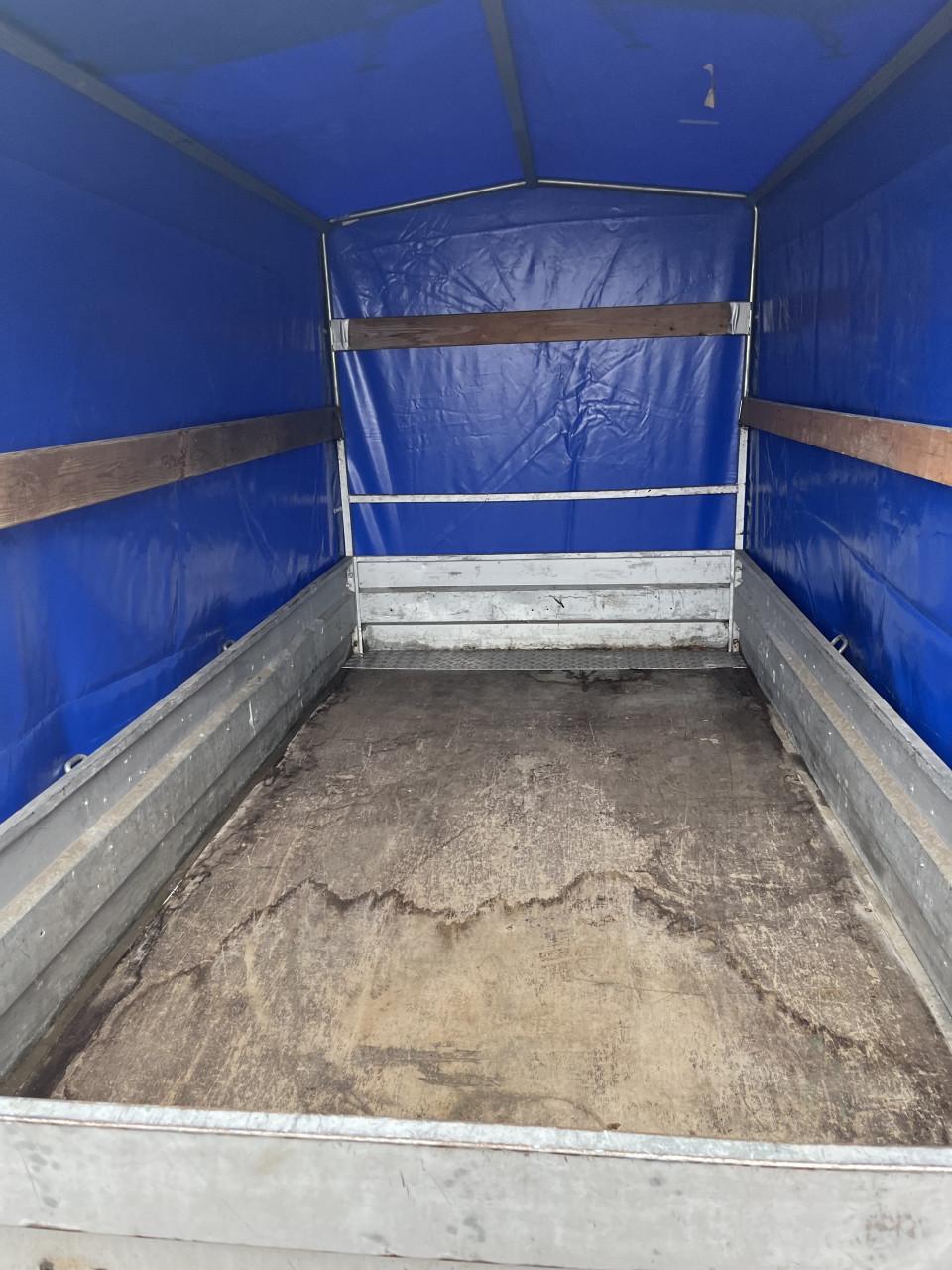 Pongratz aanhangwagen met huif (250x130x140cm) 750kg