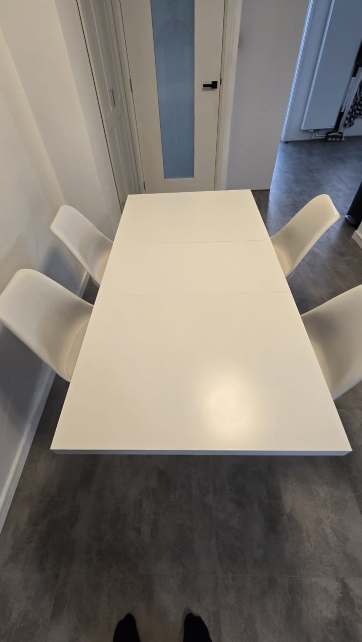 Eettafel + stoelen