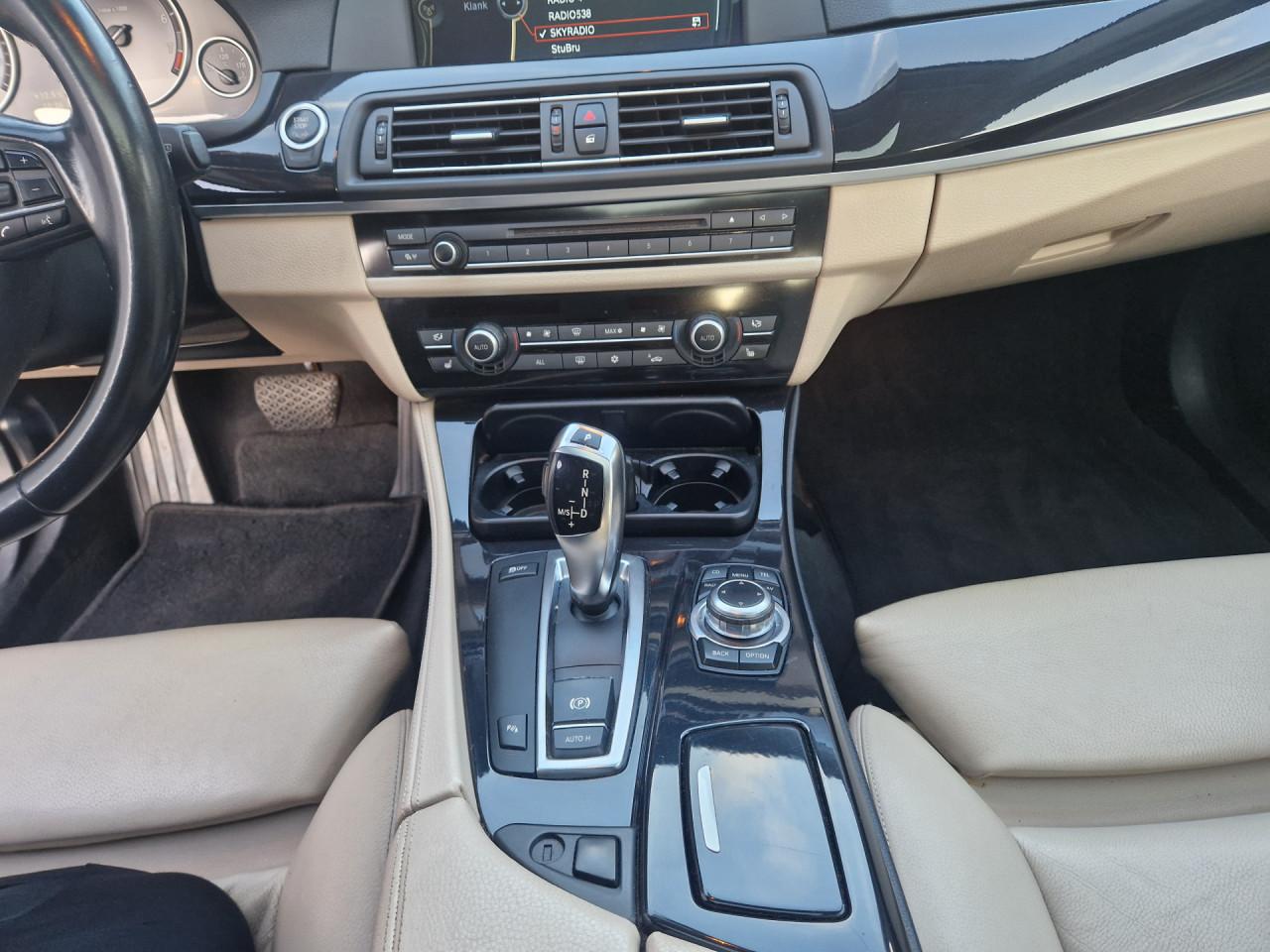BMW 5-serie 528i High Executive