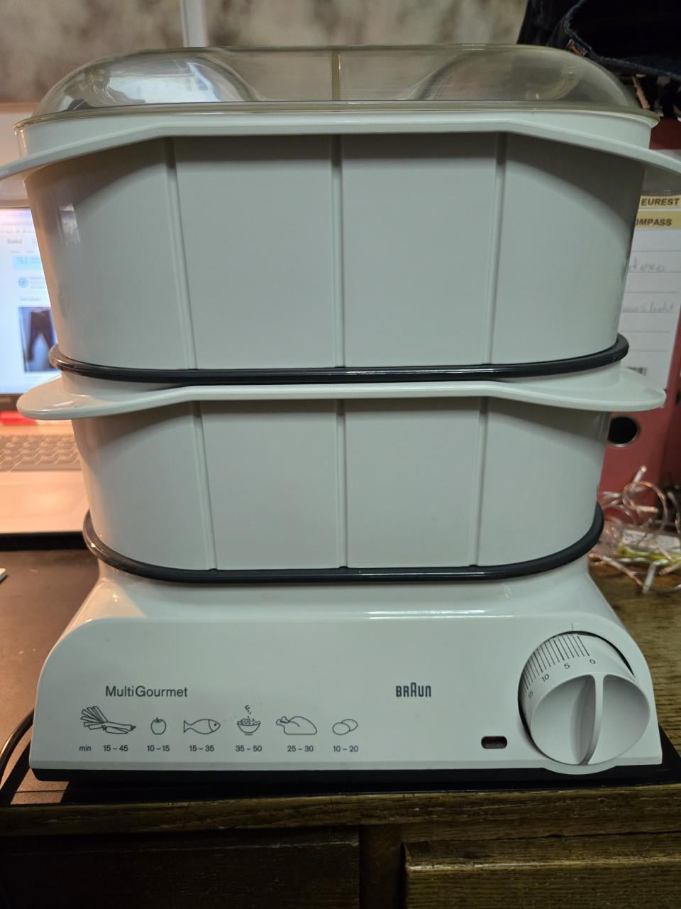 Braun MultiGourmet Plus FS 20 stoomkoker met een vermogen van 850 watt.