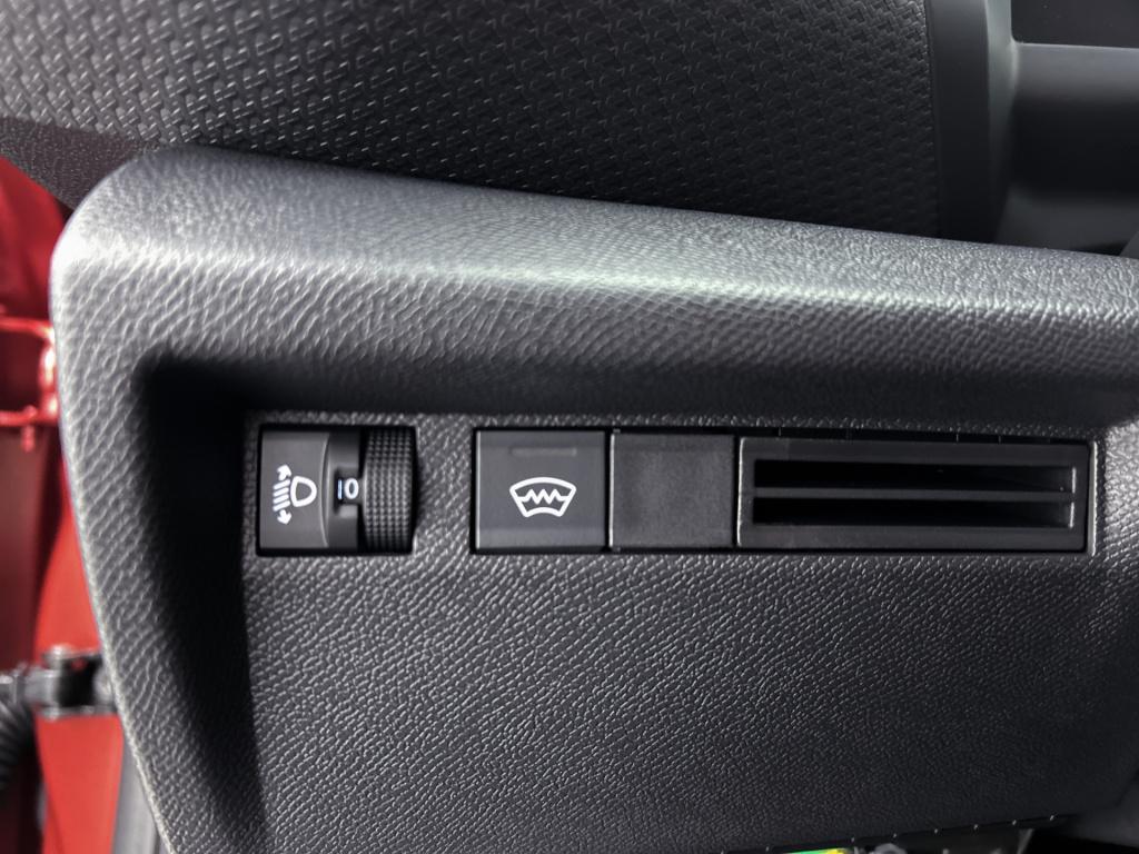 Citroen C4 hybrid 145pk automaat business private lease € 489,- pm - 48mnd 