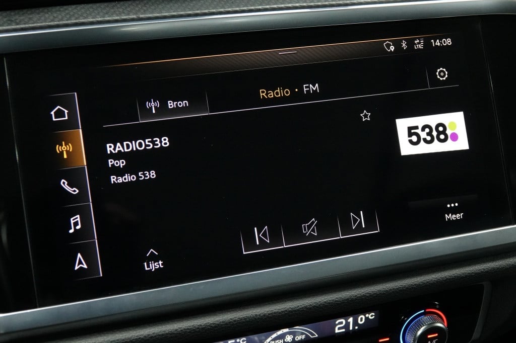Audi Q3 1.5 tfsi | panoramadak | pdc |