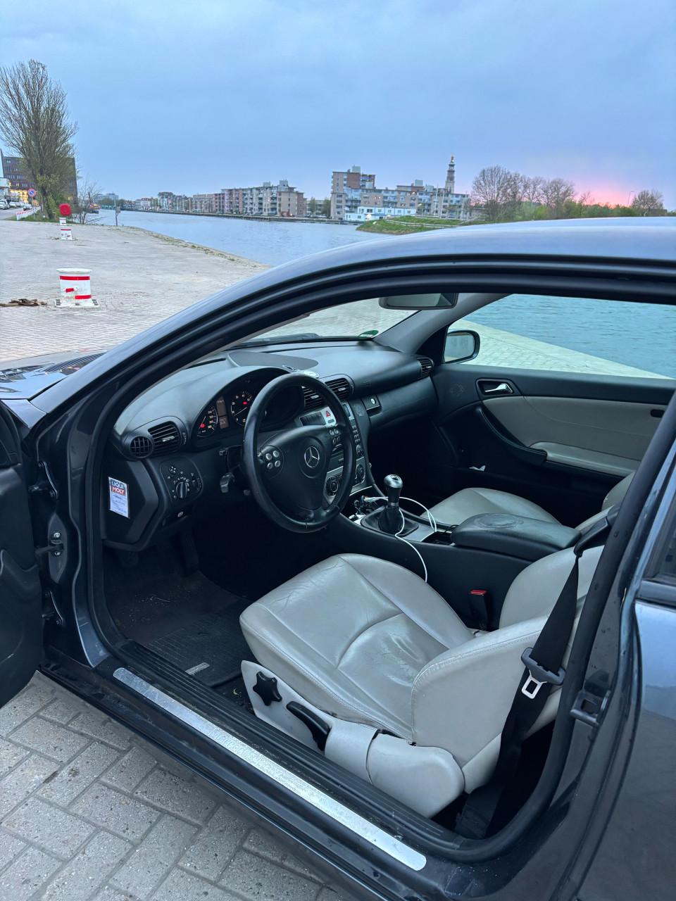 Mercedes Benz C-klasse 160 sportcoupé