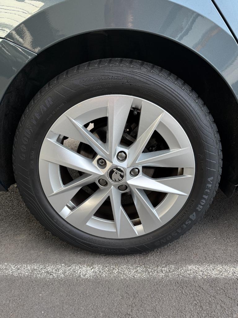Skoda Octavia combi 1.5 tsi - first edition