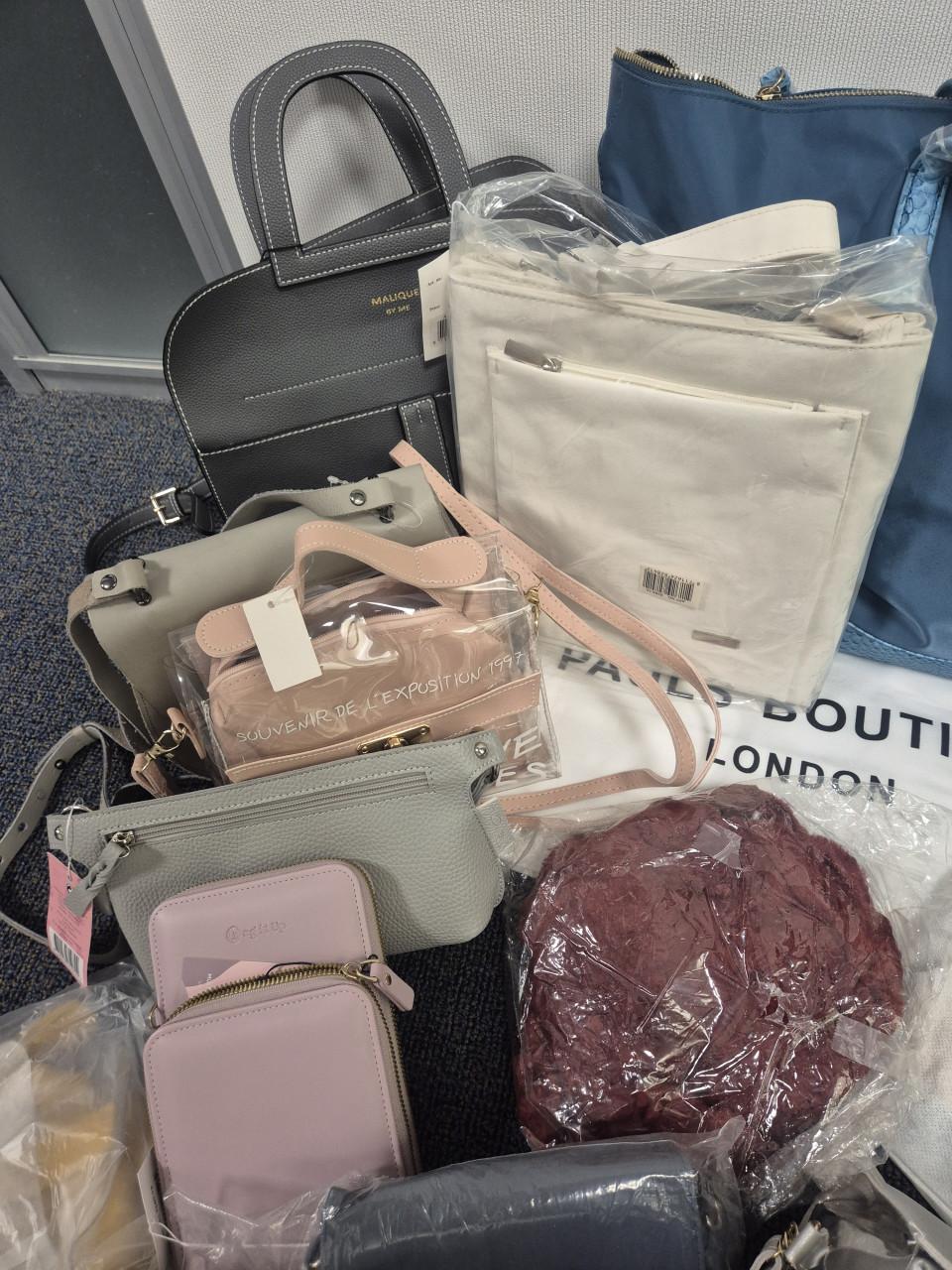 Partij van 20 nieuwe tassen