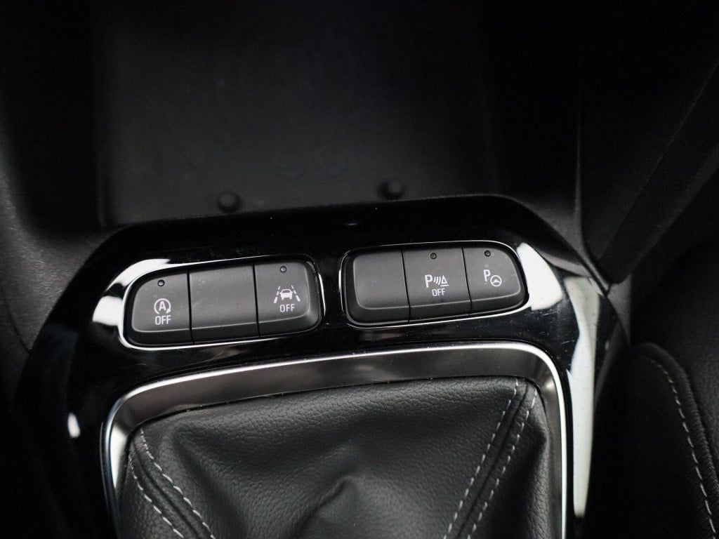 Opel Corsa 1.2 elegance | navigatie | camera | climate control | parkeersen