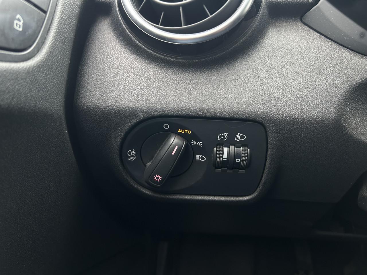 Audi A1 1.4 TFSI Attraction|APK|NAVI|STOELV|