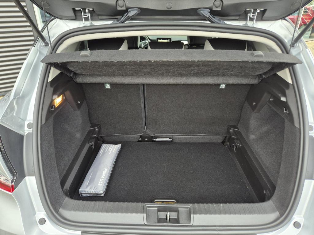Renault Captur 1.3 tce 130 edc automaat intens verkocht