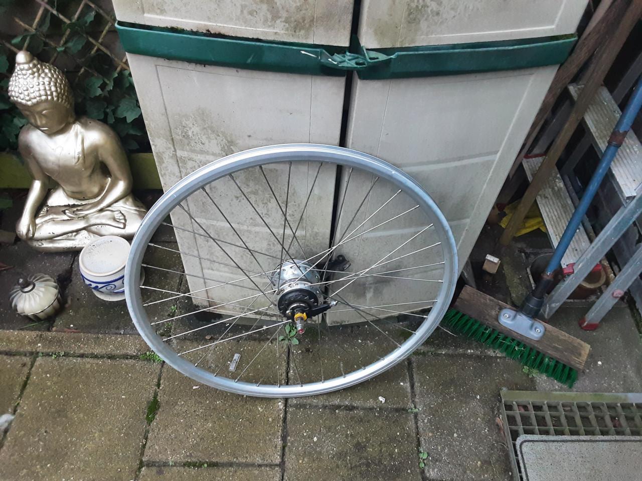 Gazelle 28 inch shimano nexus achterwiel, 7 speed,rollerbrake rem