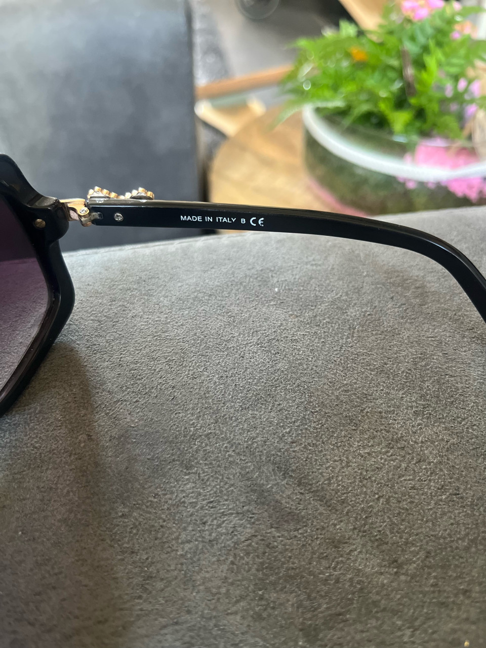 Te koop prachtige zonnebril Chanel