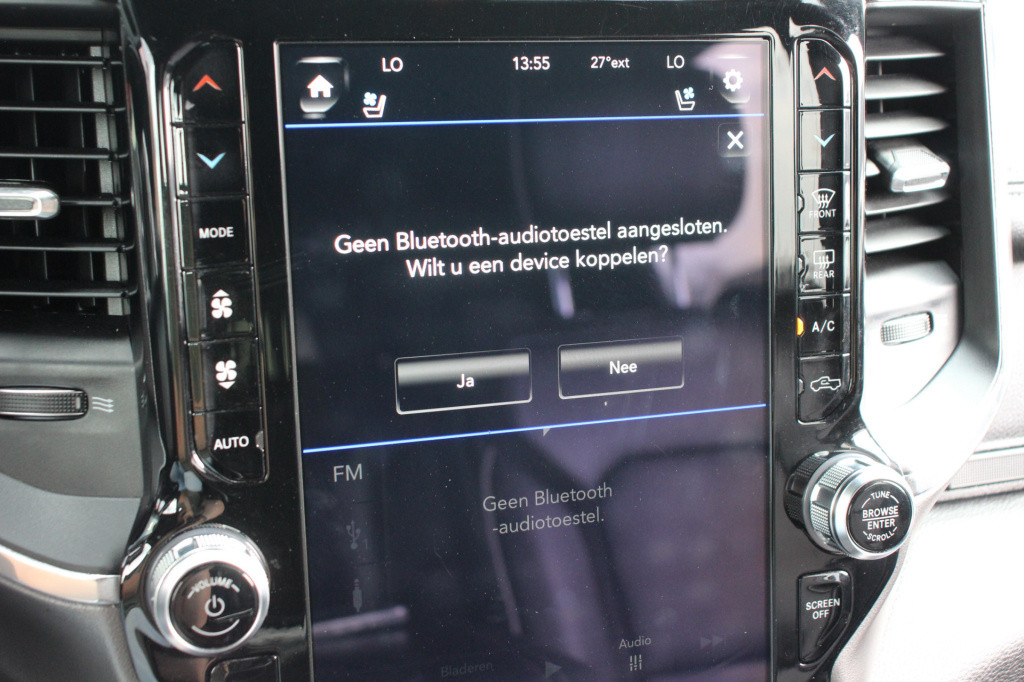 Dodge Ram 1500 5.7 v8 4x4 crew cab laramie verhoogd | harman kardon | leder