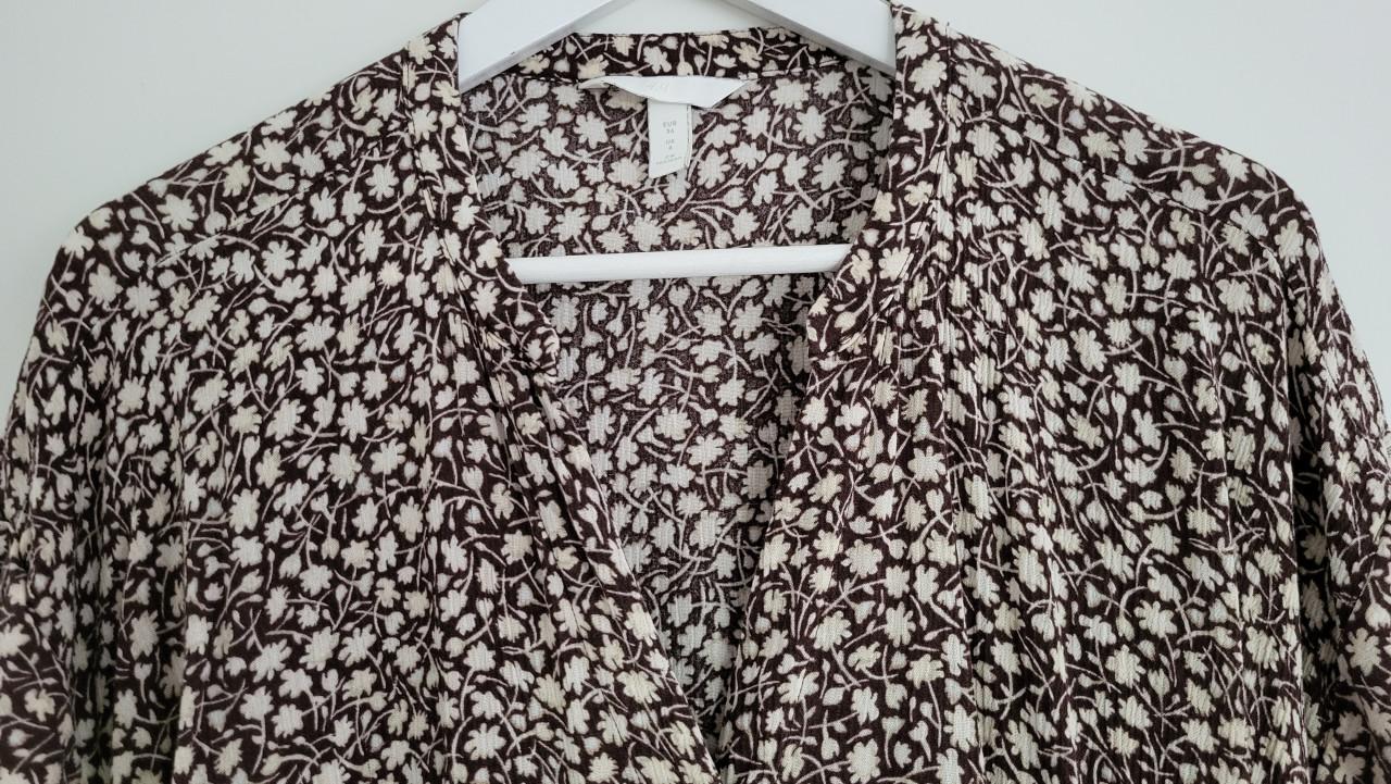 H&M viscose blouse top donkerbruin, mt 36