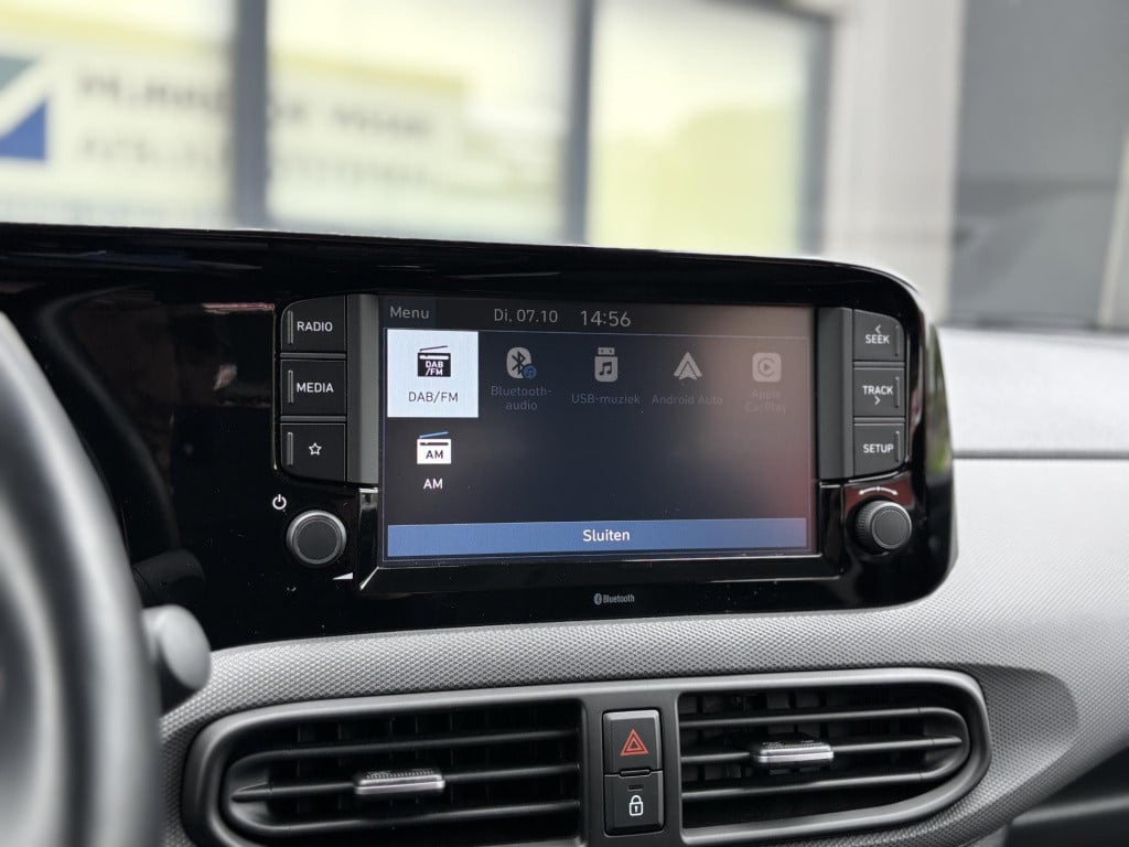 Hyundai I 10 1.0 comfort | apple carplay/android auto | two-tone lakkleur |