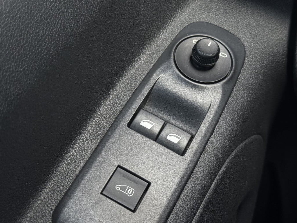 Citroen Berlingo 1.5 bluehdi club l1 | nl-auto | 1e eig | trekhaak | carpla