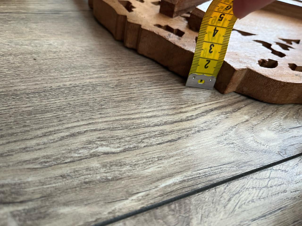 Prachtig aziatisch tafeltje opklapbaar hout bewerkt