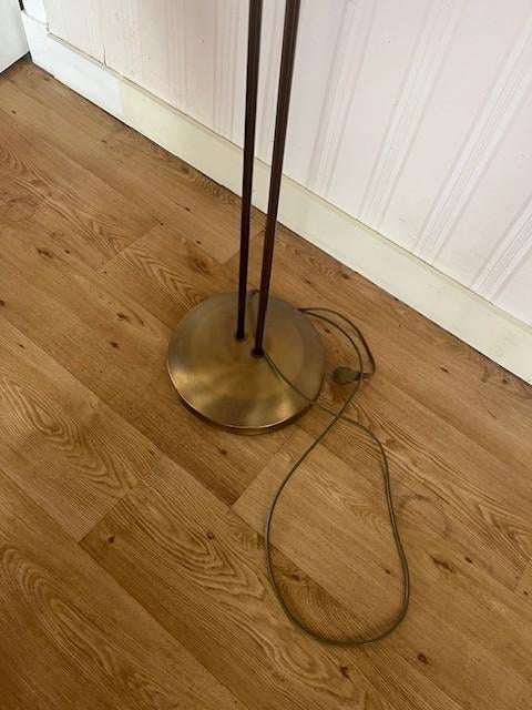 Nette stalamp/- 180cm hoog