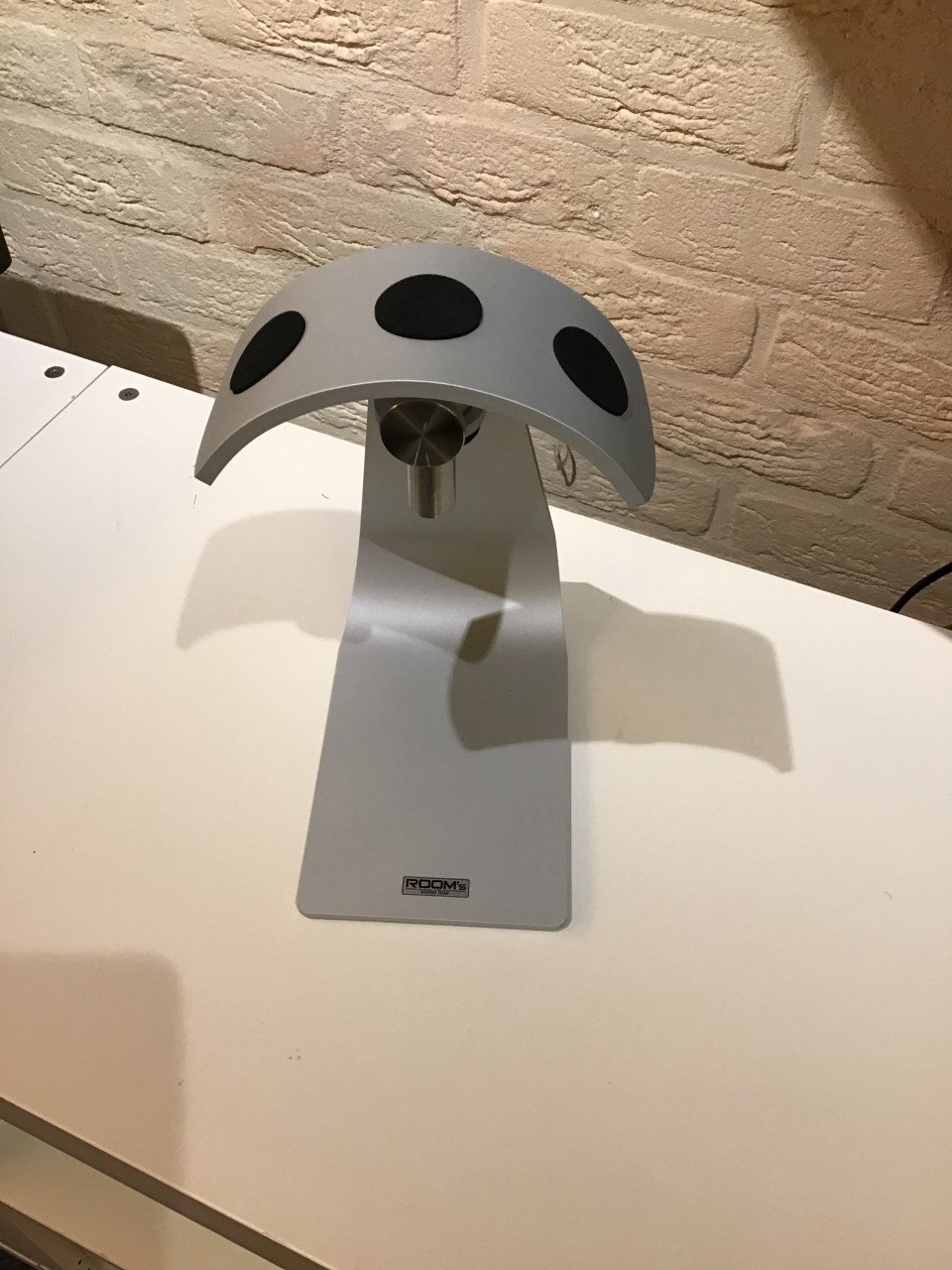 Hoofdtelefoon standaard NIEUW IN ONS ASSORTIMENT!