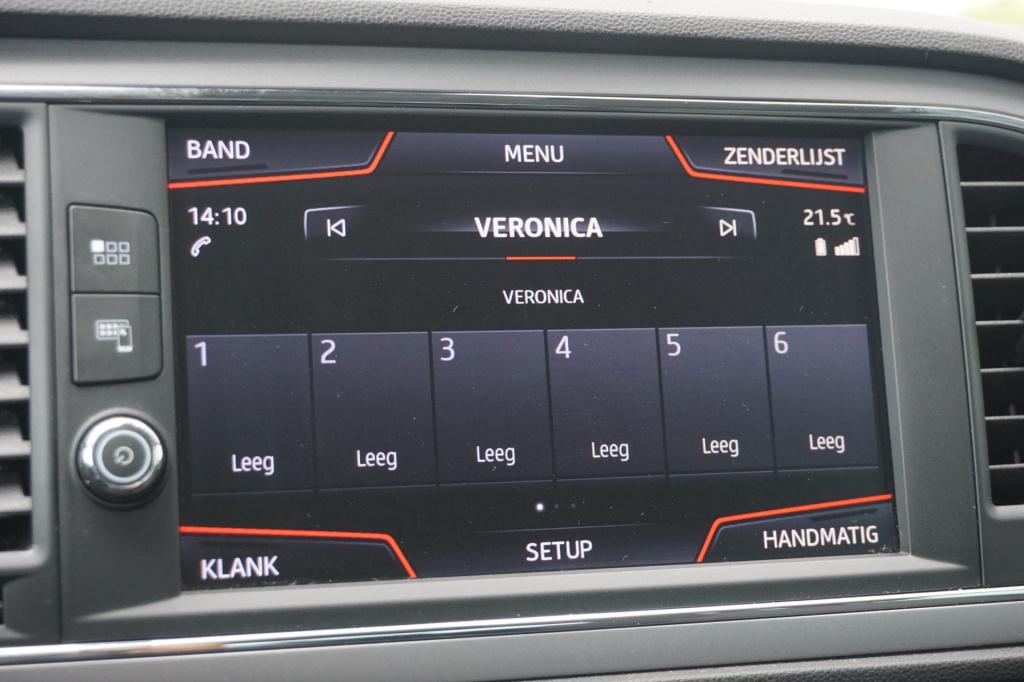 Seat Leon st 1.0 ecotsi style business intense automaat - climate / navi / 
