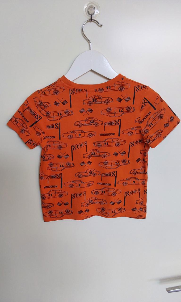 T-shirt van het merk C&A in maat 110