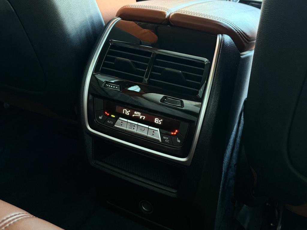 BMW X5 xdrive45e m-sport individual | acc | h/k | skylounge | stoelverwarmi