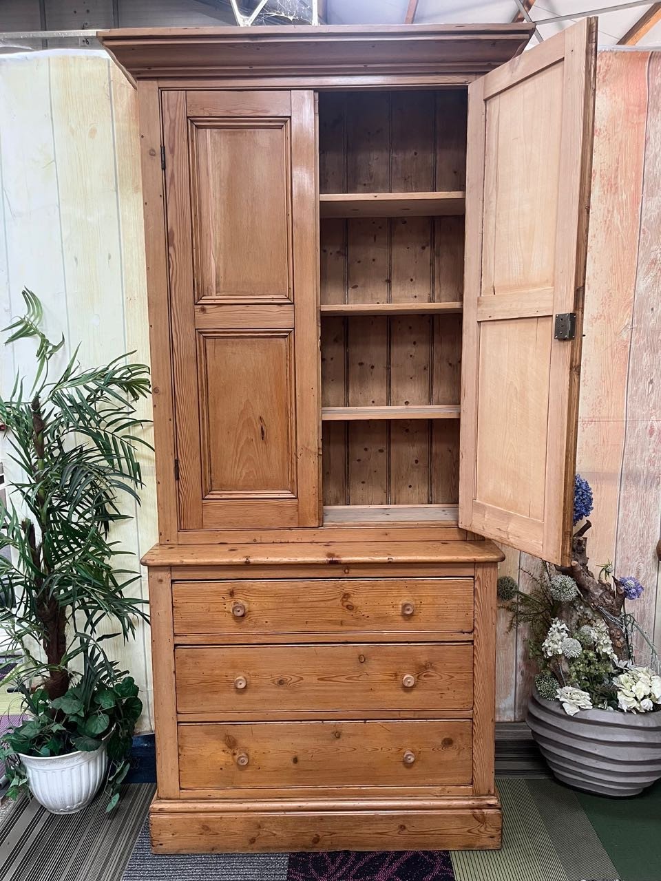 Geloogd Grenen Buffetkast No 728