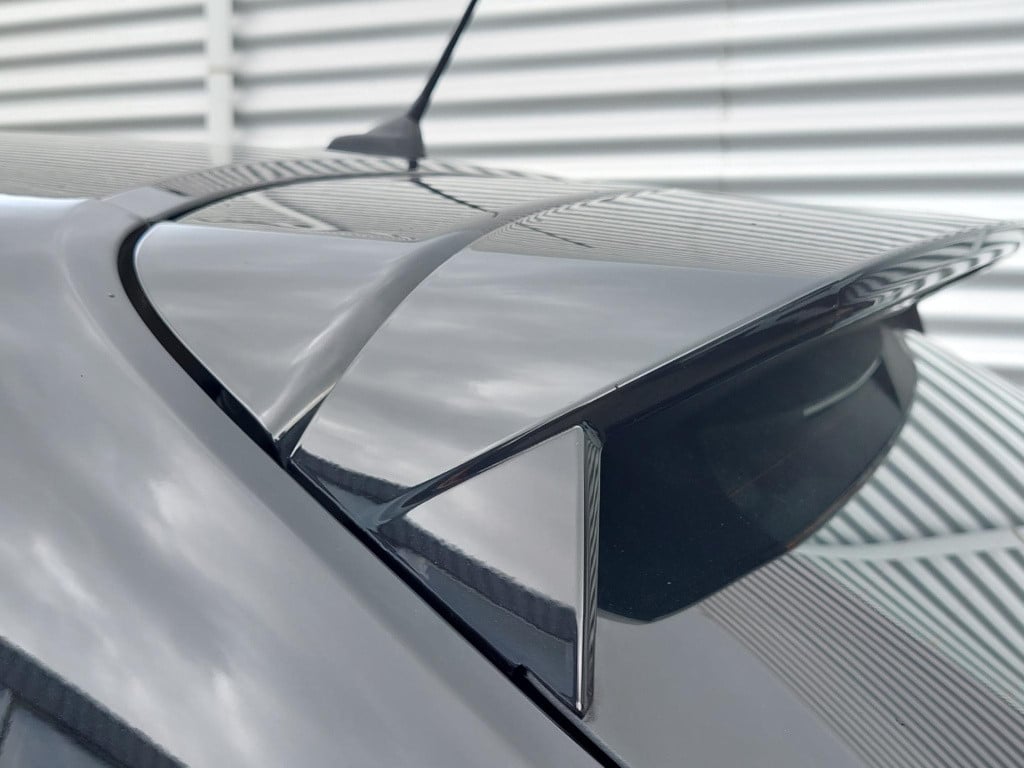 Peugeot 208 1.2 active pack navi/airco/lmv