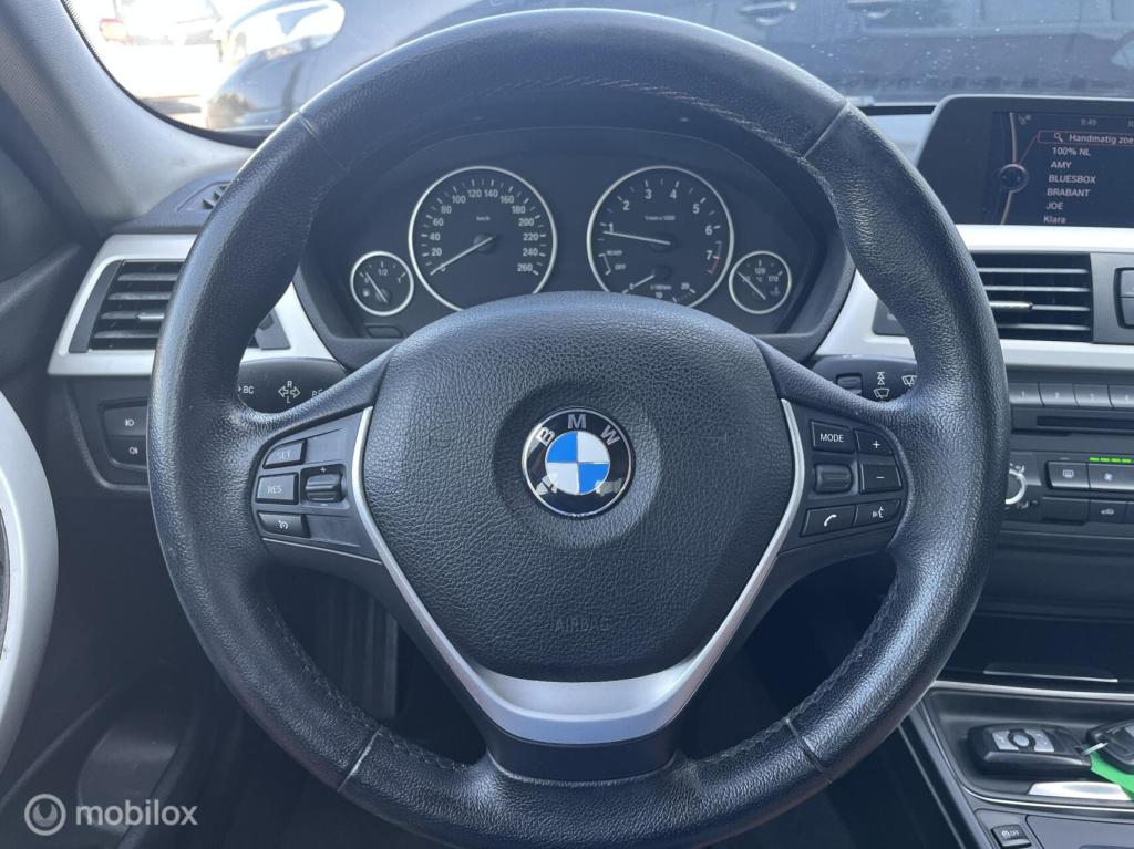 BMW 3-serie 320i high executive | orig. nl | lees tekst