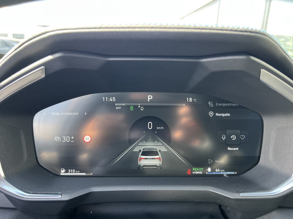 Lynk & Co 01 1.5 261pk plug in hybrid , panodak , 360 gr camera