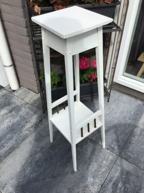 Brocante bloementafeltje