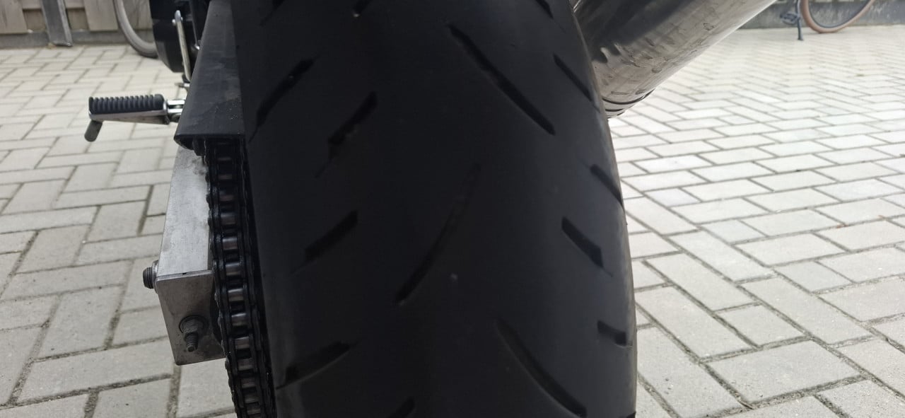 Yamaha Fazer FZS 600  Rood