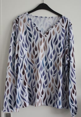 Shirt met druppel streep print maat xxl