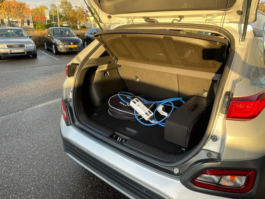 Hyundai Kona ev premium 64 kwh