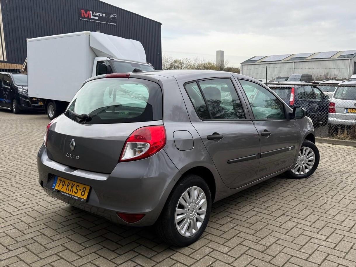 Renault Clio 1.2 Special Line Airco/ Navigatie
