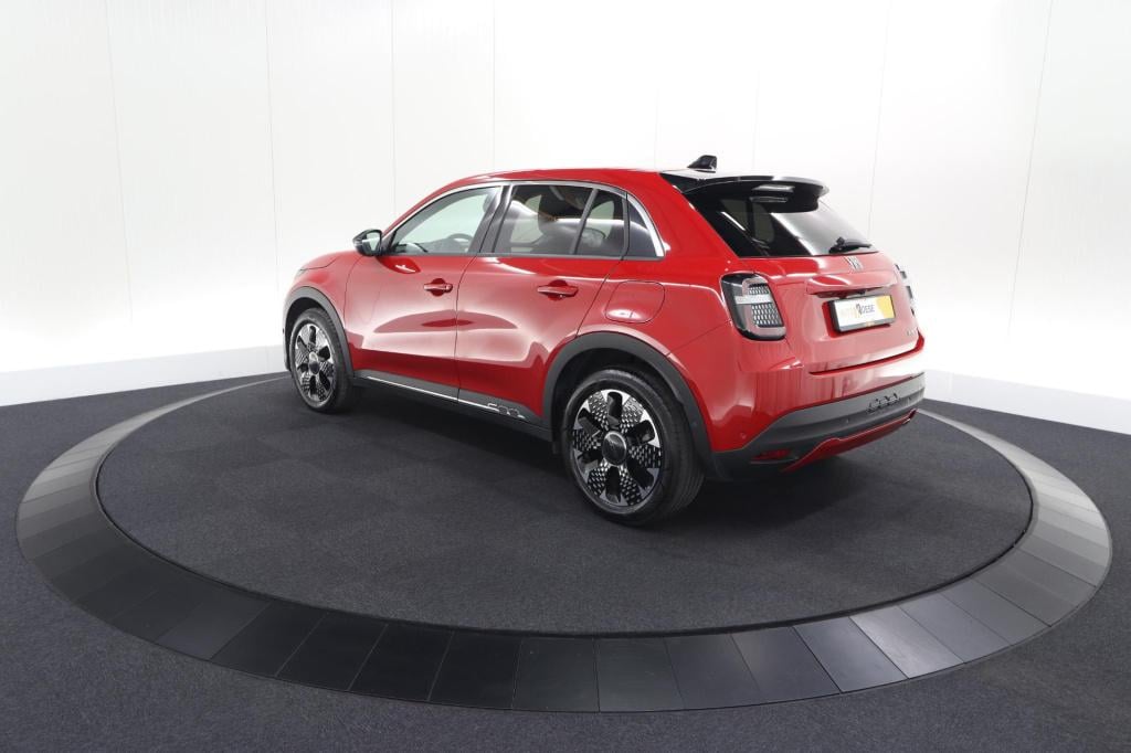 Fiat 600 1.2 hybrid 110 la prima | elektrische achterklep | adaptieve cruis