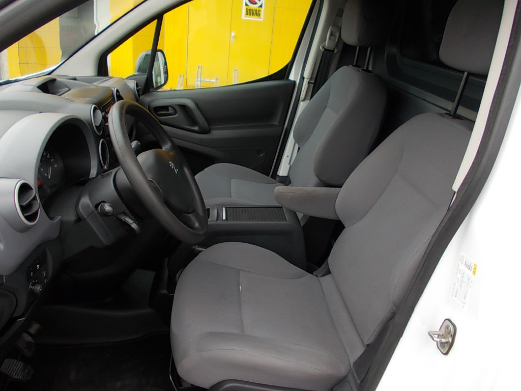 Peugeot Partner 1.6 hdi airco, cruise contr., pdc, schuifdeur