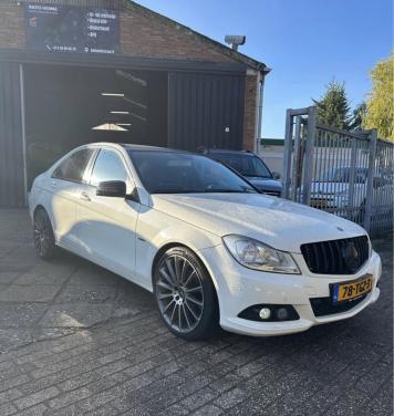 Mercedes C180 compressor 2012 Navi, Cruise