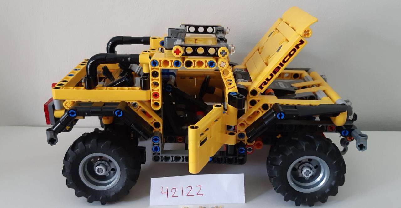 LEGO Technic 42122: Jeep Wrangler Rubicon