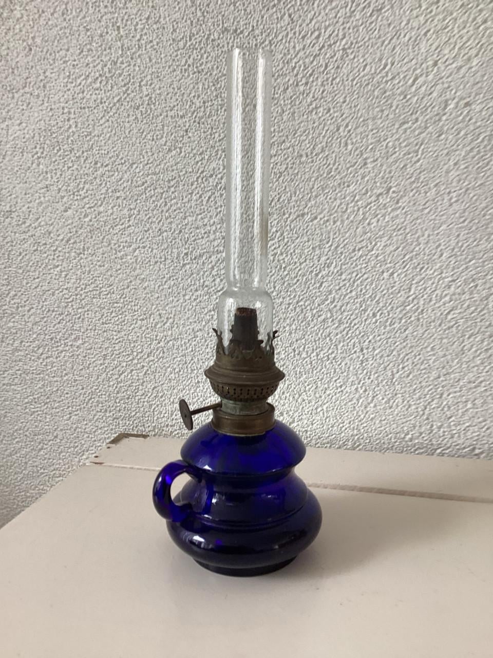 Vintage . Olielampje