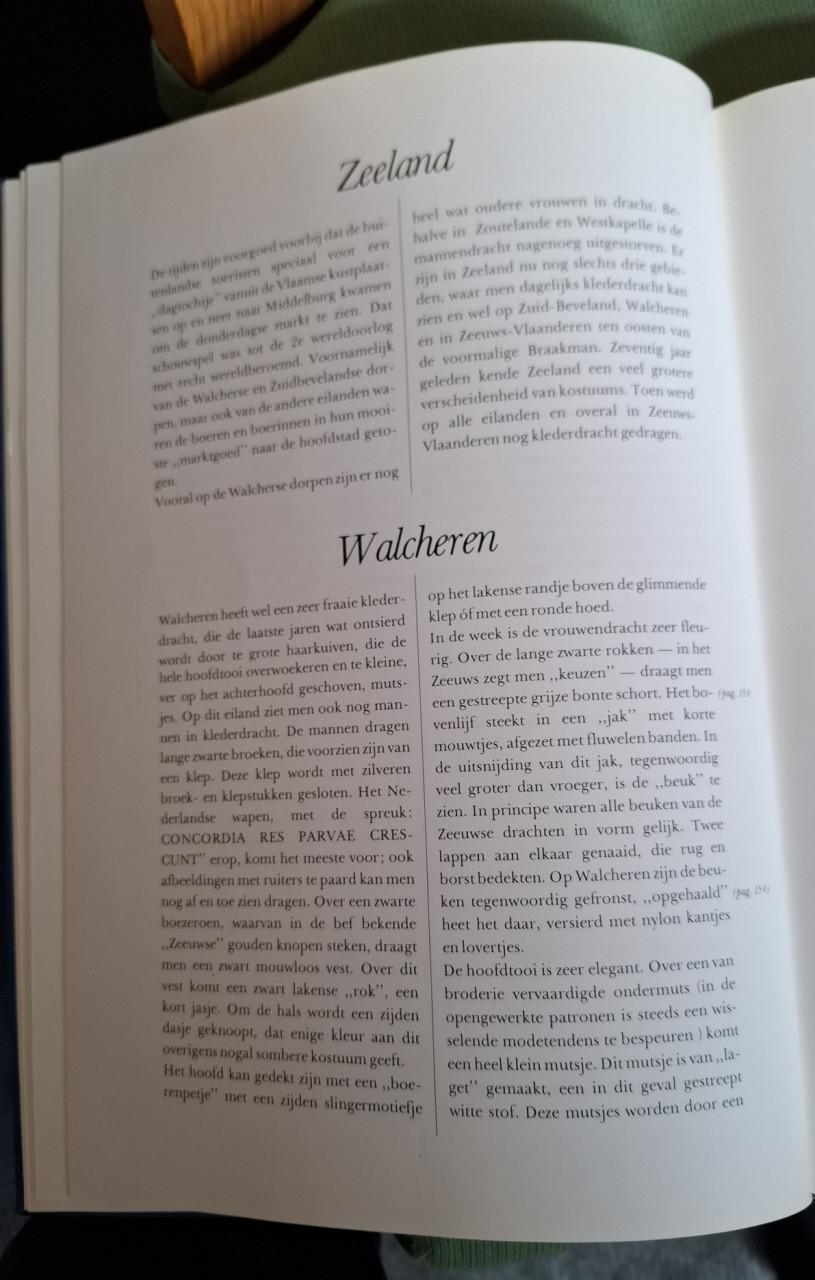 Kijken naar klederdrachten, Cees v.d. Meulen (foto's) & H. Koelewijn, e.a.