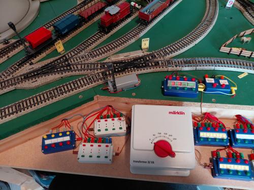 Te koop Märklin Trafo 6647
