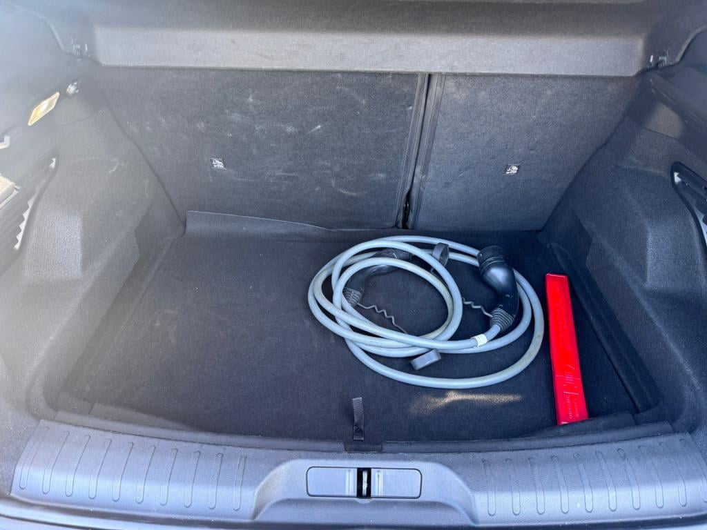 Alfa Romeo Junior elettrica 54 kwh