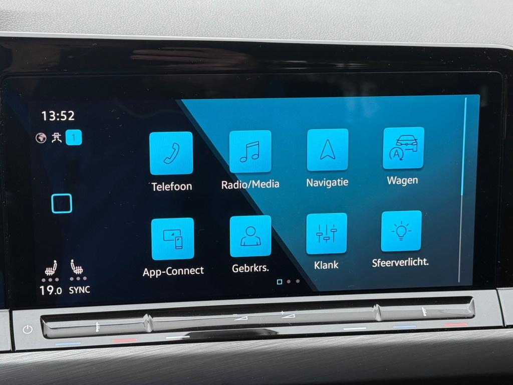 Volkswagen Golf 1.5 etsi style