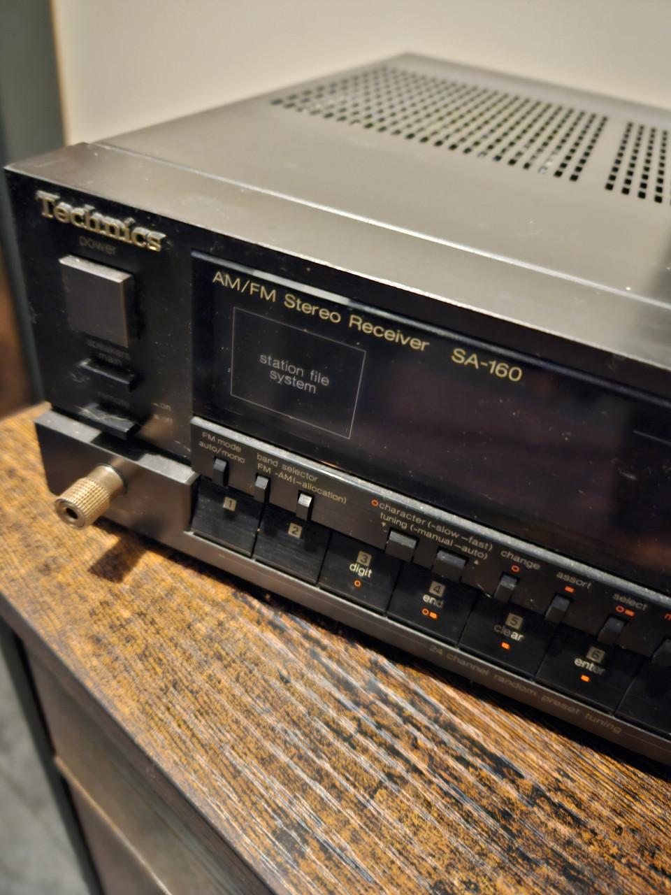 Mooie werkende Technics SA-160 Stereo Receiver - Goed Werkend!